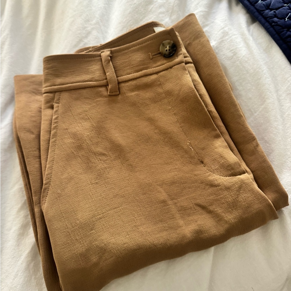 Aritzia (Wilfred) Tan Kargo Pangs / let me know if you want to see them on